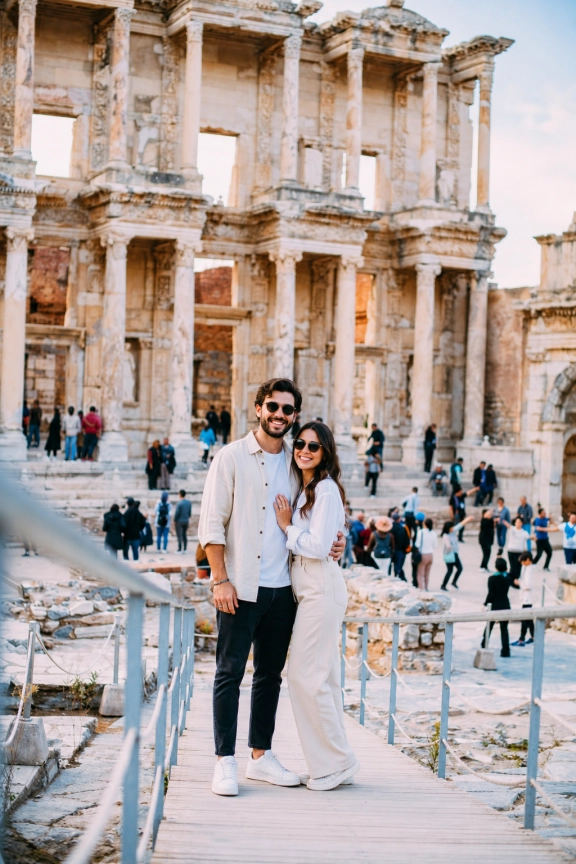 2-Day Ephesus, Virgin Mary, Artemis & Isa Bey Group Tour by Bus from Yalova