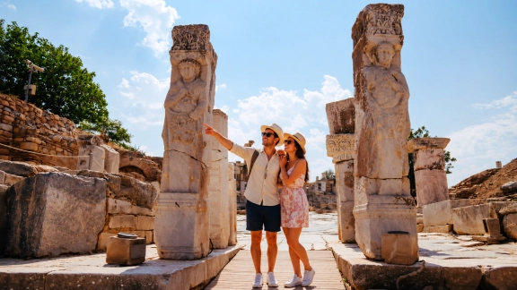 Private 2-Day Ephesus, Virgin Mary, Terrace Houses, St. John Basilica & Artemis Package from Vathy Port Returning to Vathy Port