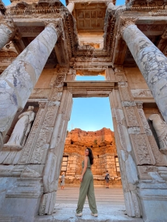 Biblical Ephesus Group Ferry Day Tour from Samos with Izmir Drop-off