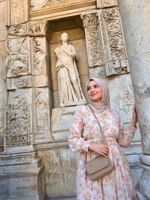 No-Shopping Private Biblical Ephesus Ferry Package