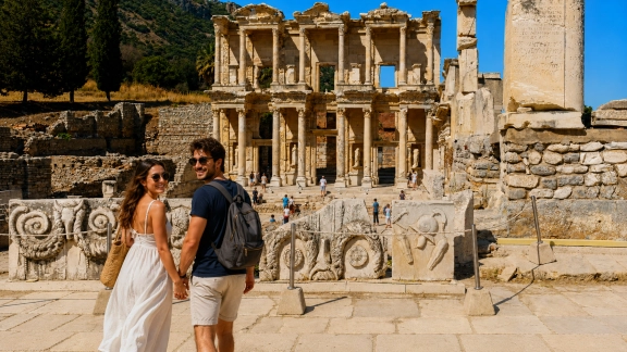 3-Day Ephesus, Virgin Mary & Museum Group Tour from Goreme by Transfer Vehicle