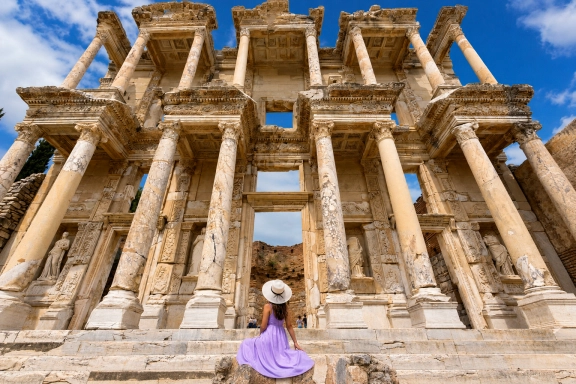 Ephesus, Virgin Mary & Museum Small-Group Tour from Oludeniz by Transfer Vehicle