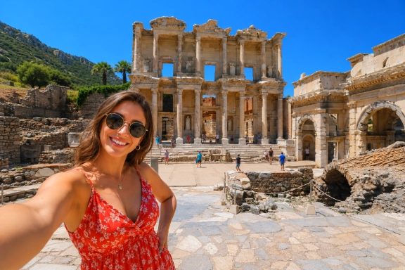 Ephesus, Virgin Mary & Museum Private Tour from Dalyan by Transfer Vehicle