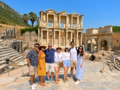 Private 2-Day Ephesus, Terrace Houses & Temple of Artemis Tour from Istanbul by Bus