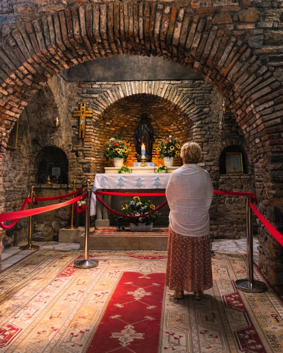 House of Virgin Mary Interior Altar