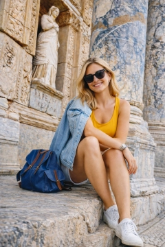 Small Group Ephesus Archaeology Day Tour from Selcuk: Terrace Houses & Museum