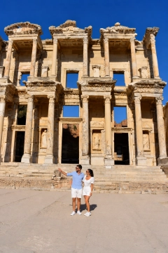 Small Group Ephesus Archaeology Day Tour from Side by Flight: Terrace Houses & Museum
