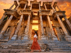 2-Day Ephesus, Terrace Houses & Ephesus Archaeological Museum Small-Group Ferry Package from Lesbos