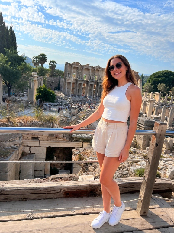 Private Custom Same-Day Ephesus, Terrace Houses and Ephesus Archaeological Museum Ferry Day Trip from Kos to Izmir